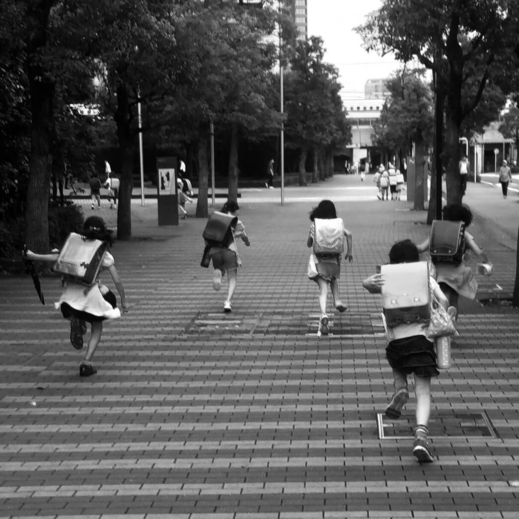 地域の子供を叱ることができますか？地域で子育て協力者を10人作ろう